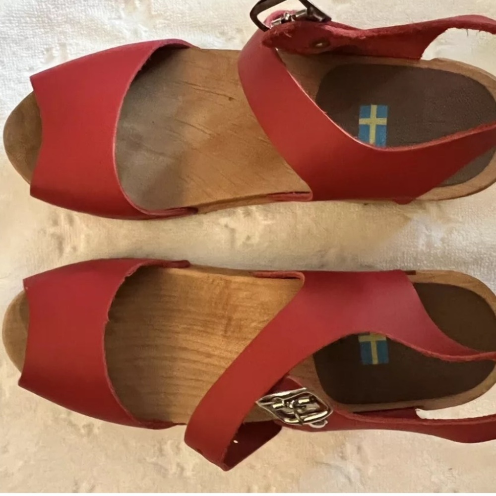MIA Anja Sweedish clogs open toe size 38
